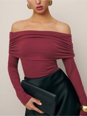 Reformation Florentina Off The Shoulder Knit Top